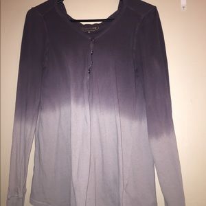 Long sleeve with buttons